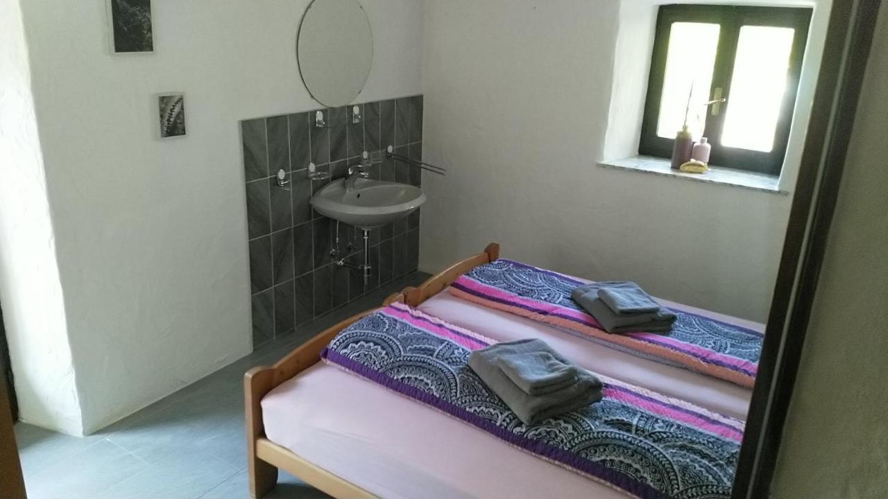 Residenza Americana Someo エクステリア 写真